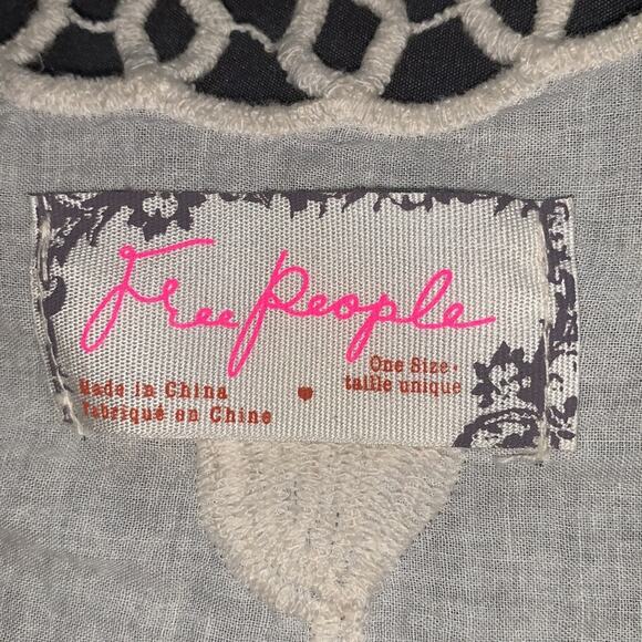 Free People Worn on TV Crochet Vest Cover Up Cream Size One Size - Picture 14 of 16